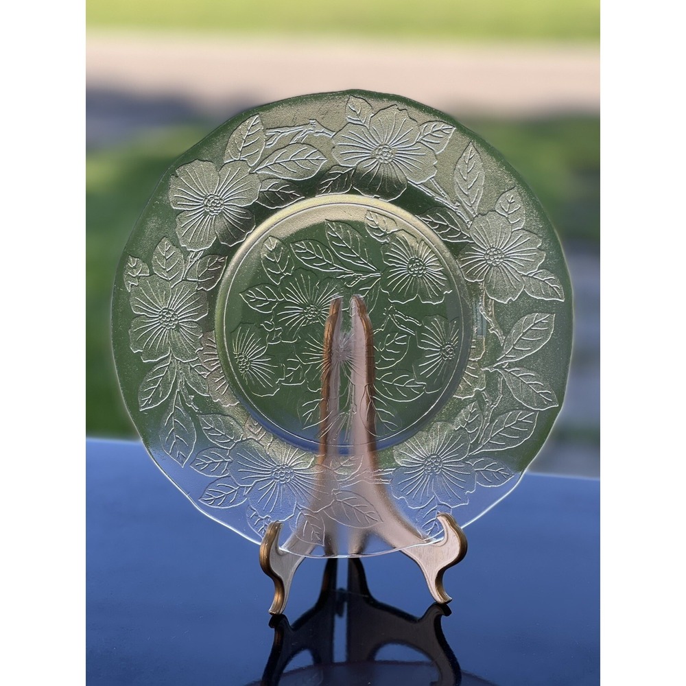 MacBeth-Evan Depression Glass Pink Dogwood Apple Blossom‎ Wild Rose 8" Plate